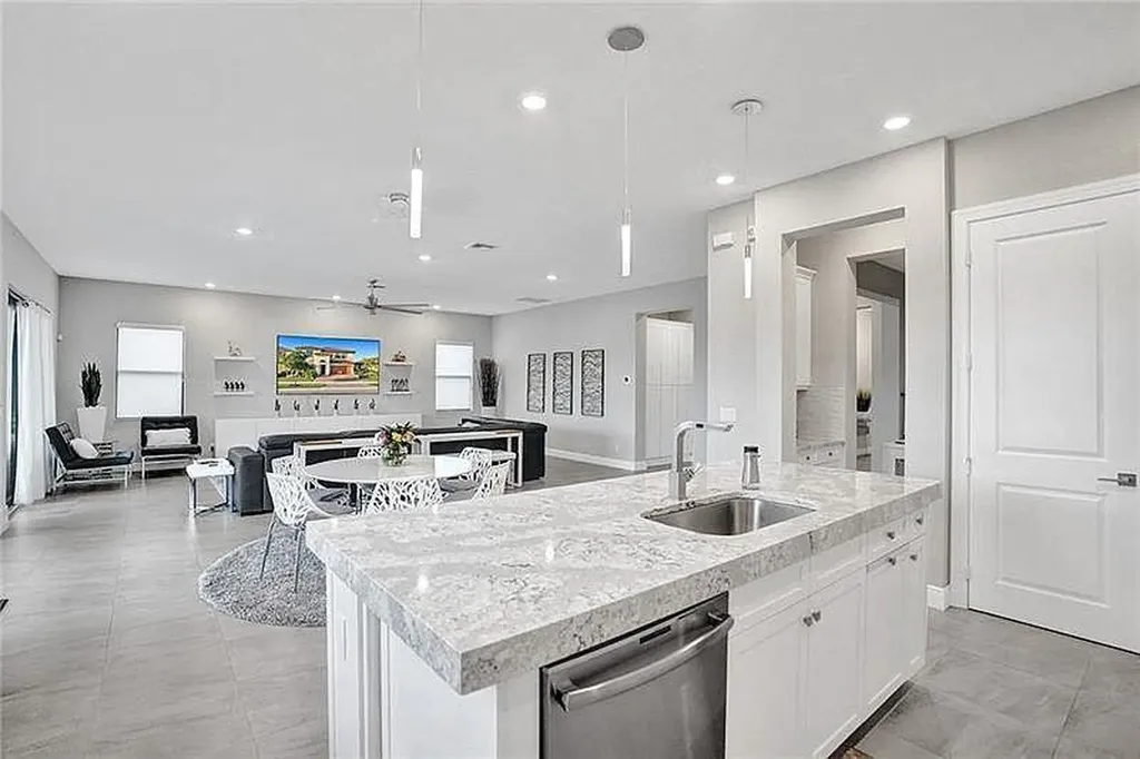 11720 Waterway Circle Parkland FL 33076