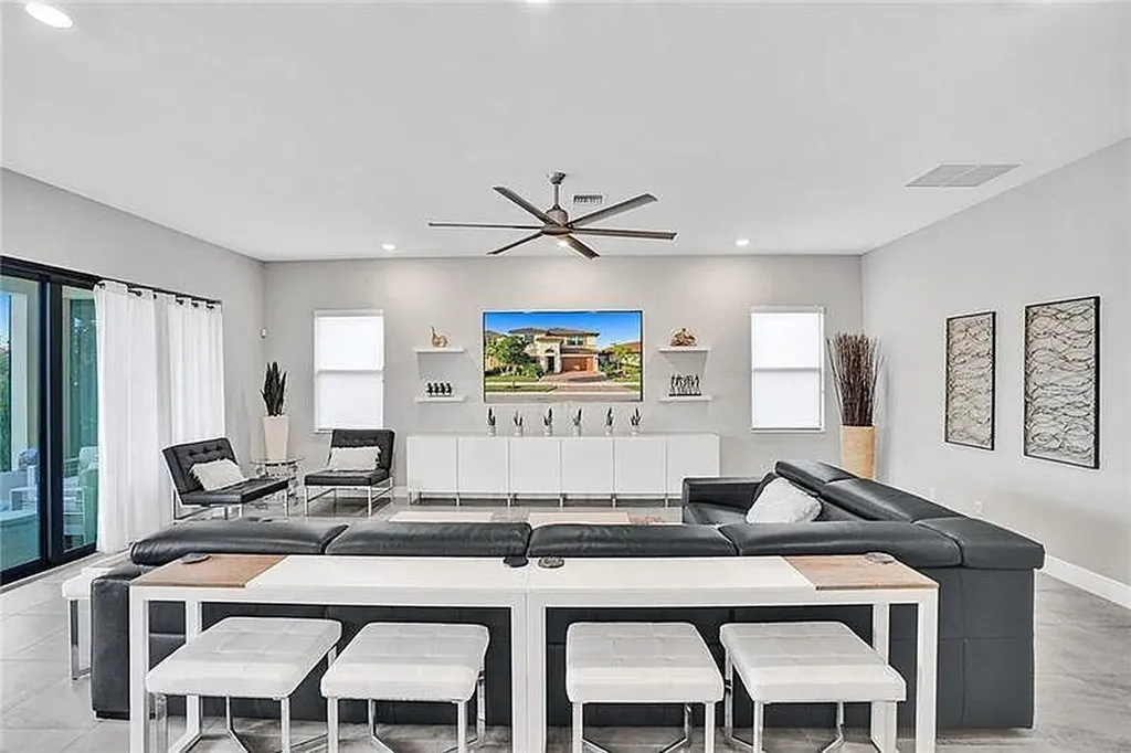 11720 Waterway Circle Parkland FL 33076