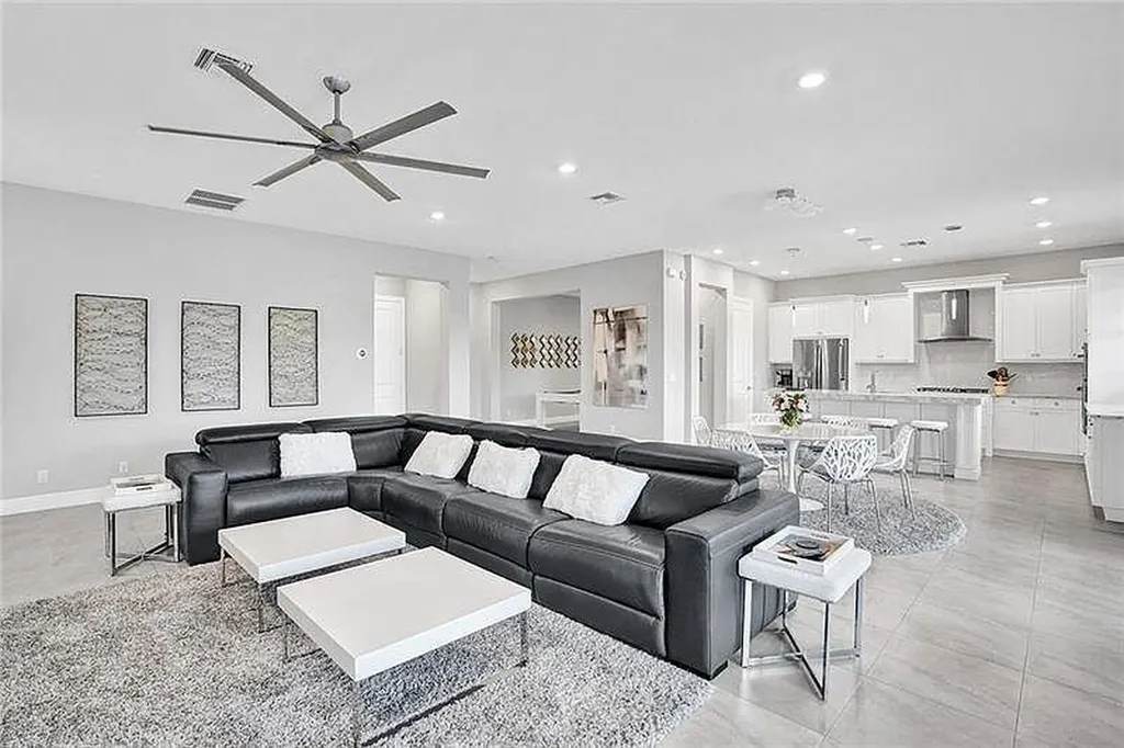 11720 Waterway Circle Parkland FL 33076
