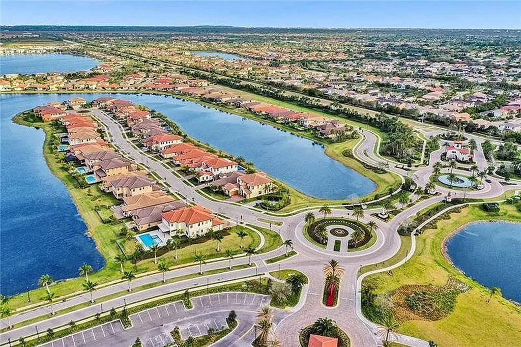 11720 Waterway Circle Parkland FL 33076
