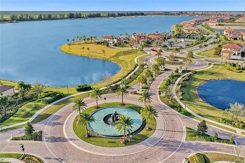 11720 Waterway Circle Parkland FL 33076