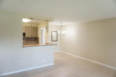 226 Sheffield J West Palm Beach FL 33417
