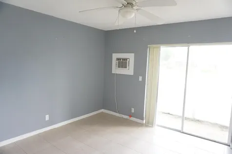 226 Sheffield J West Palm Beach FL 33417