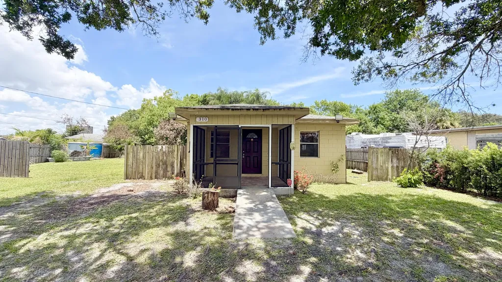 310 Dickson Drive Fort Pierce FL 34982