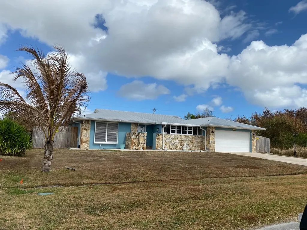351 SW Butler Avenue Port St Lucie FL 34983