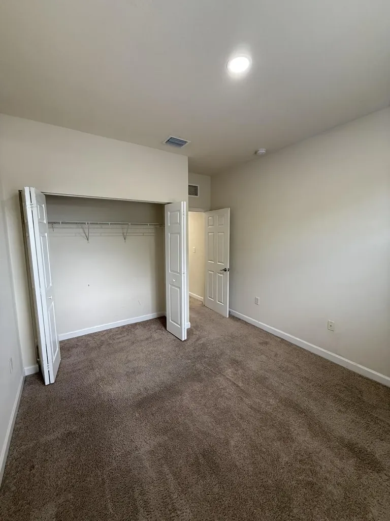 17093 SW 93rd Street Miami FL 33196