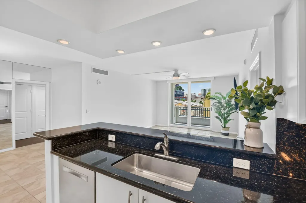 403 S Sapodilla Avenue West Palm Beach FL 33401