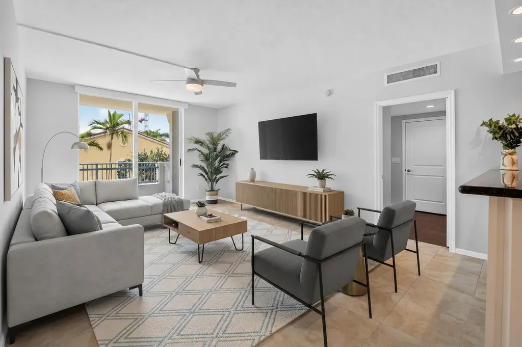 403 S Sapodilla Avenue West Palm Beach FL 33401