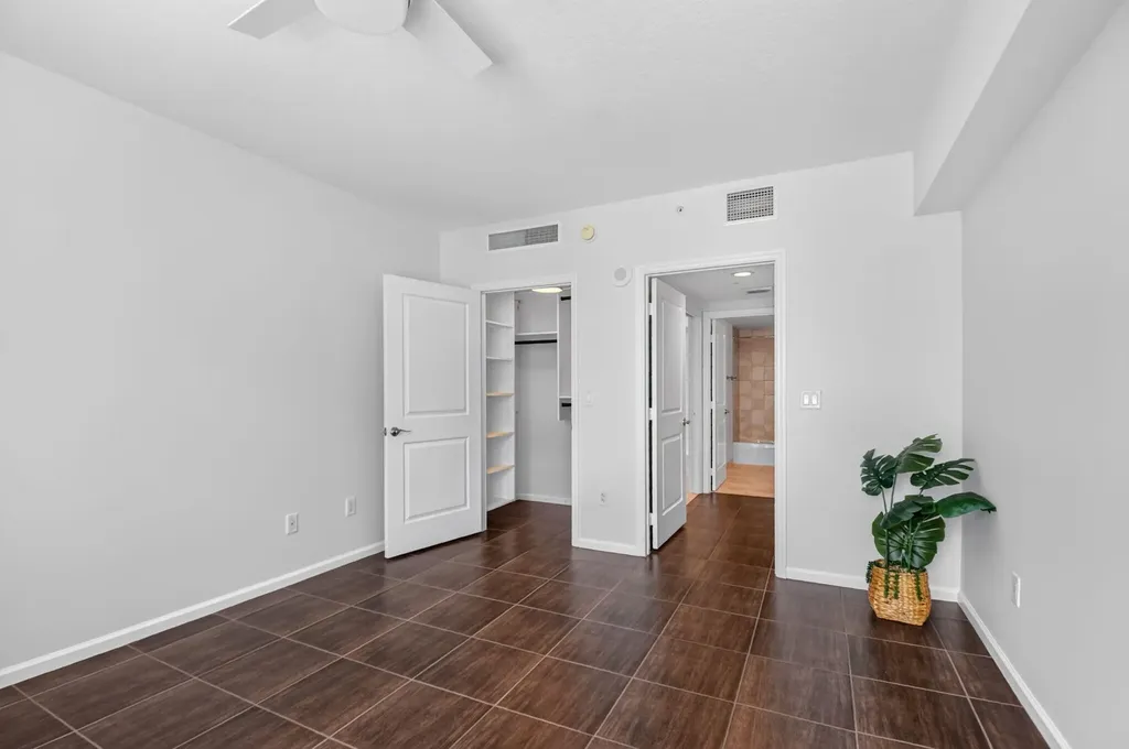 403 S Sapodilla Avenue West Palm Beach FL 33401