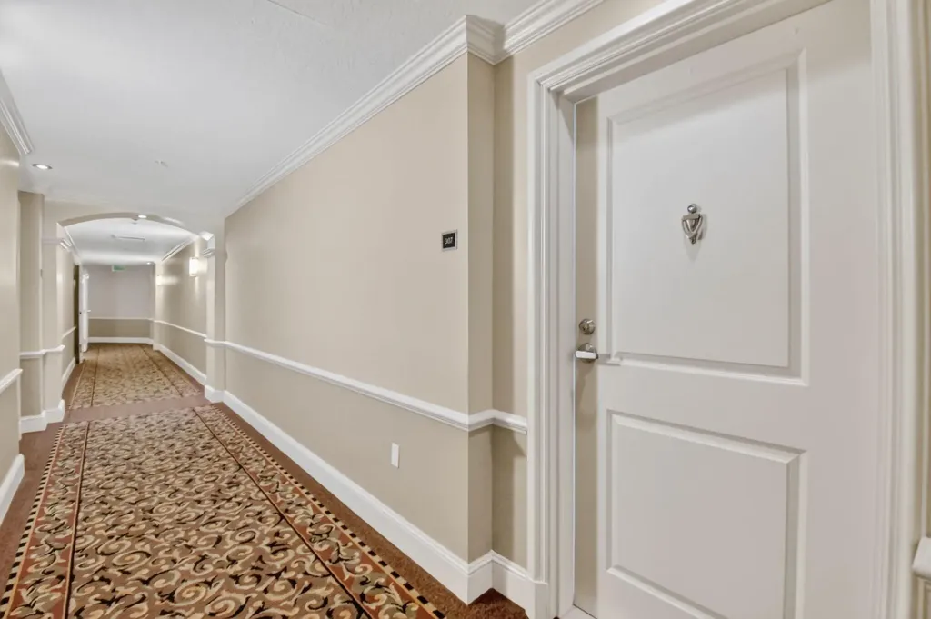 403 S Sapodilla Avenue West Palm Beach FL 33401