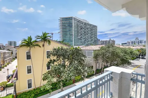 403 S Sapodilla Avenue West Palm Beach FL 33401