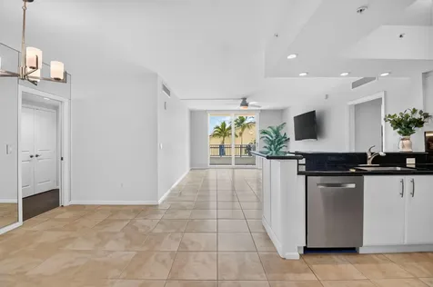 403 S Sapodilla Avenue West Palm Beach FL 33401