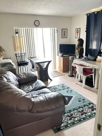 310 Piedmont G Delray Beach FL 33484