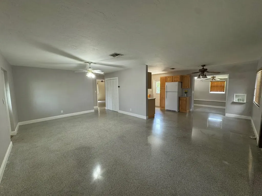 2624 NE 8th Court Pompano Beach FL 33062