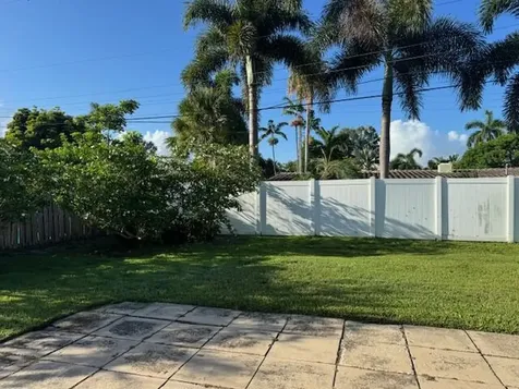 2624 NE 8th Court Pompano Beach FL 33062