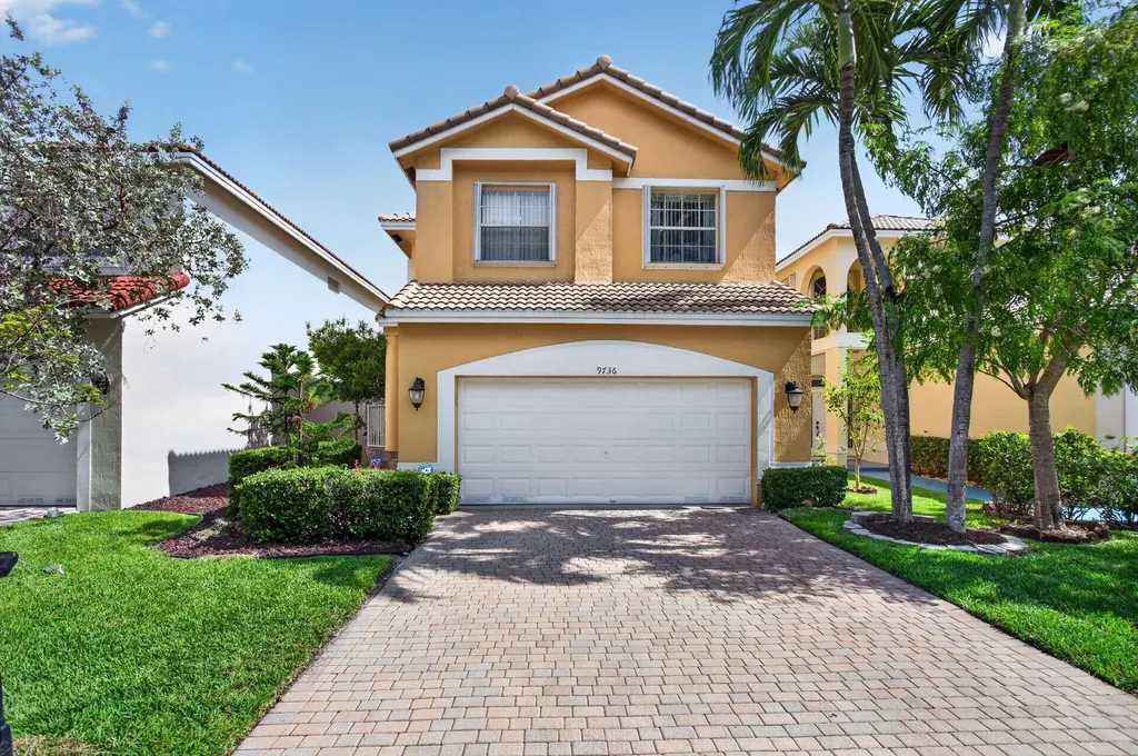 9736 NW 1st Manor Coral Springs FL 33071