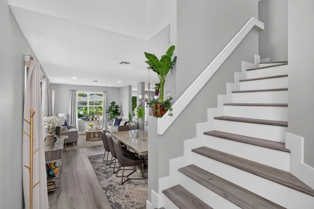 9736 NW 1st Manor Coral Springs FL 33071