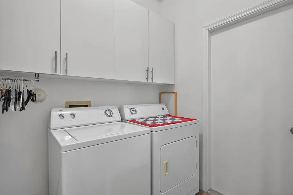 9736 NW 1st Manor Coral Springs FL 33071