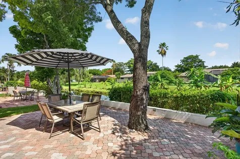 9736 NW 1st Manor Coral Springs FL 33071