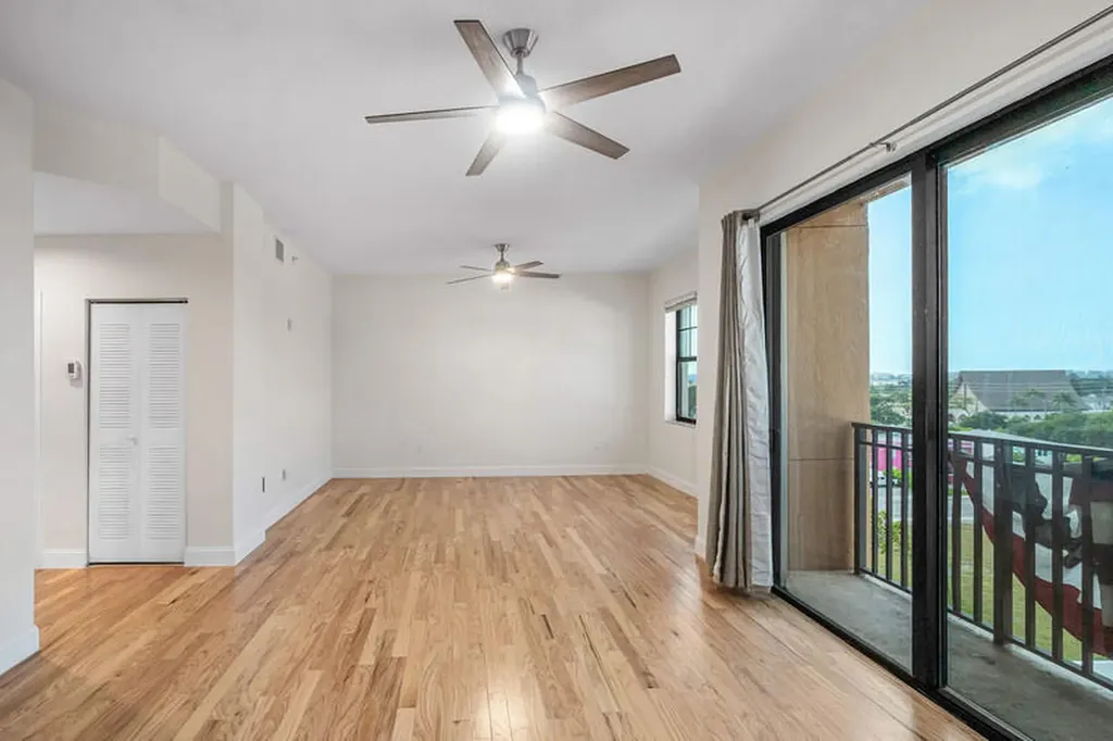 511 Lucerne Avenue Lake Worth Beach FL 33460