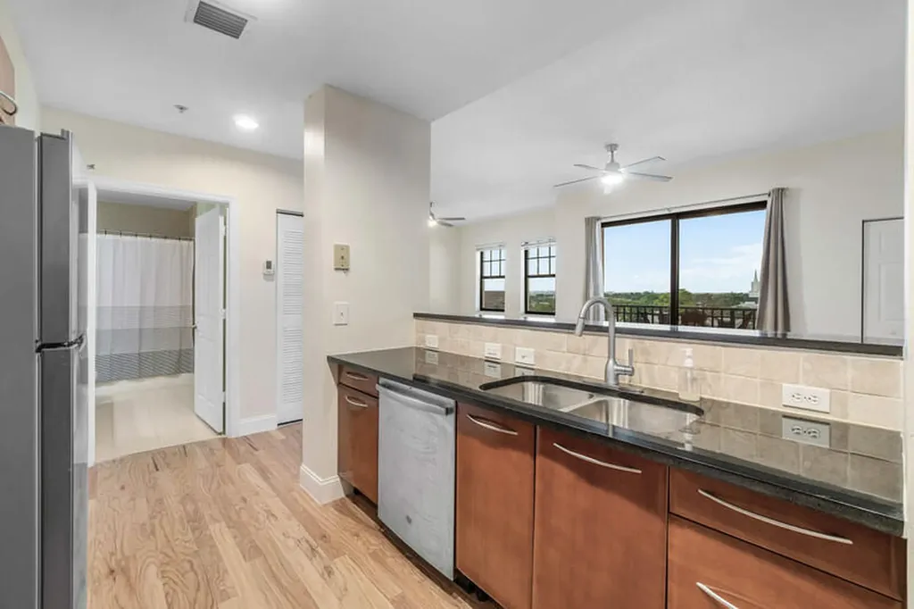 511 Lucerne Avenue Lake Worth Beach FL 33460