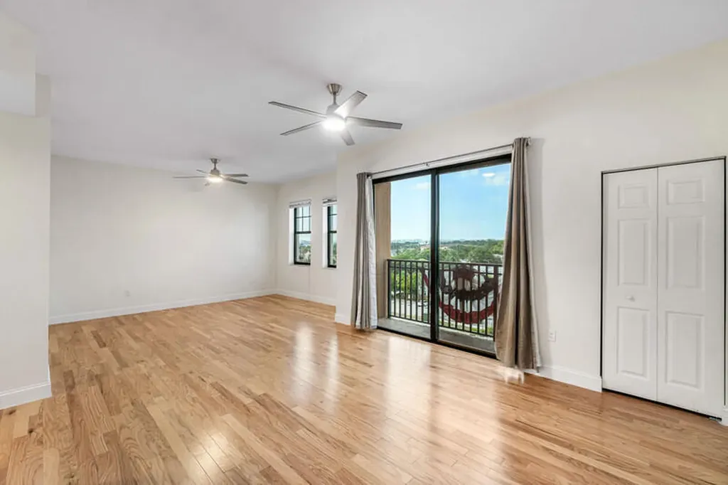 511 Lucerne Avenue Lake Worth Beach FL 33460