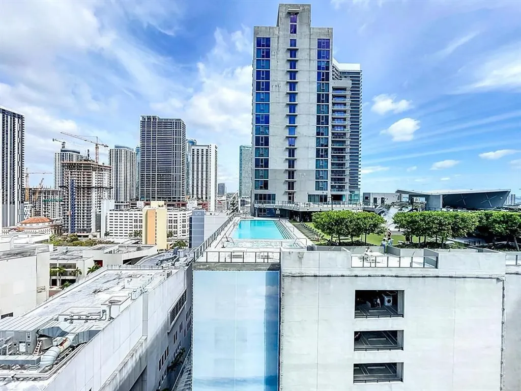234 NE 3rd Street Miami FL 33132