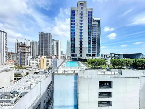 234 NE 3rd Street Miami FL 33132