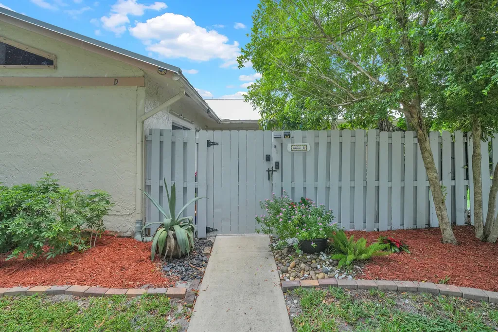 8850 Ranta Court Boynton Beach FL 33436
