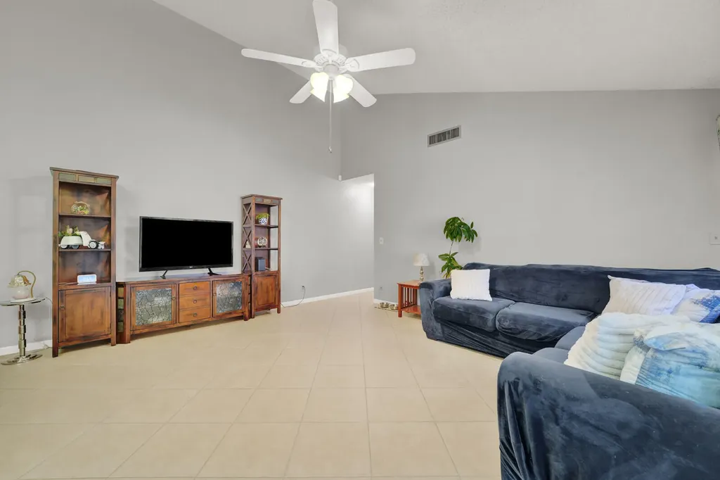 8850 Ranta Court Boynton Beach FL 33436
