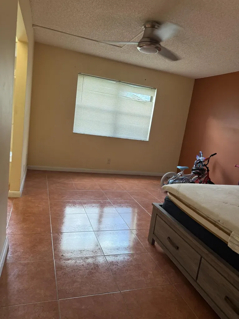 9440 SW 8th Street Boca Raton FL 33428