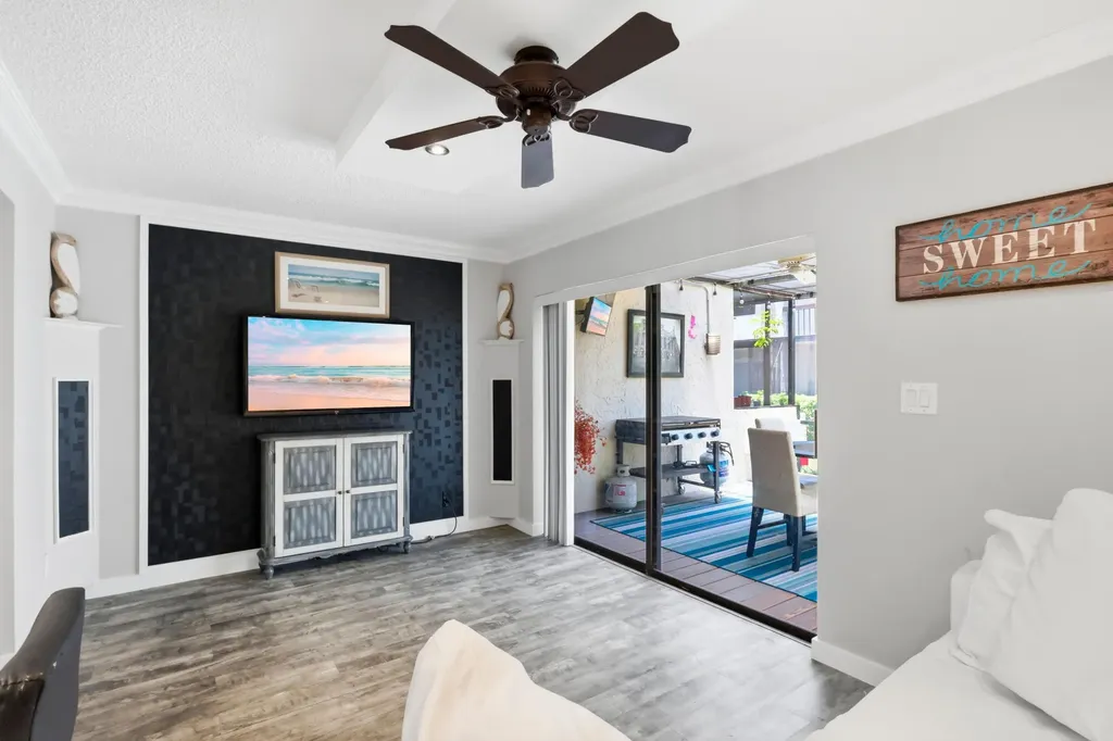 721 SE 1st Way Deerfield Beach FL 33441
