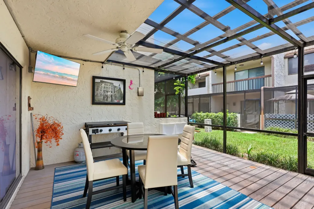 721 SE 1st Way Deerfield Beach FL 33441