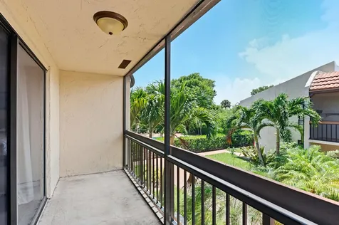 721 SE 1st Way Deerfield Beach FL 33441