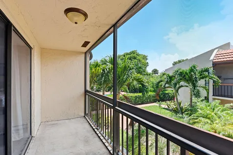 721 SE 1st Way Deerfield Beach FL 33441