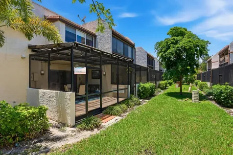 721 SE 1st Way Deerfield Beach FL 33441
