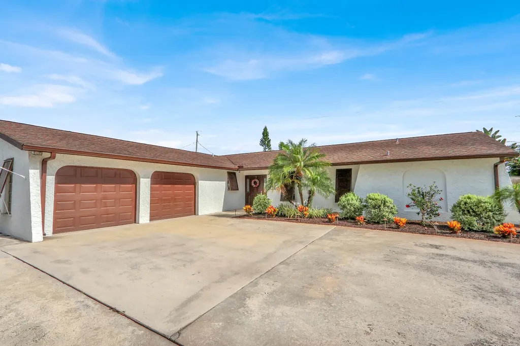 3739 Lighthouse Drive Palm Beach Gardens FL 33410