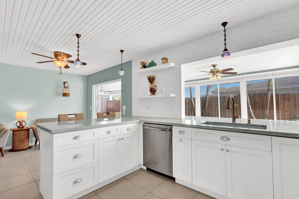 3739 Lighthouse Drive Palm Beach Gardens FL 33410