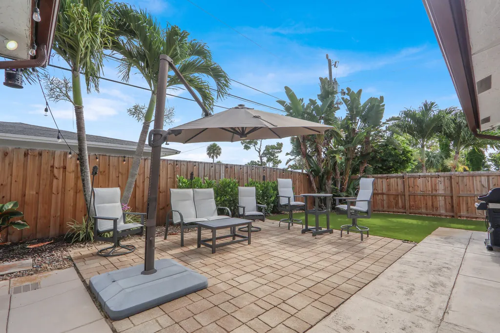 3739 Lighthouse Drive Palm Beach Gardens FL 33410