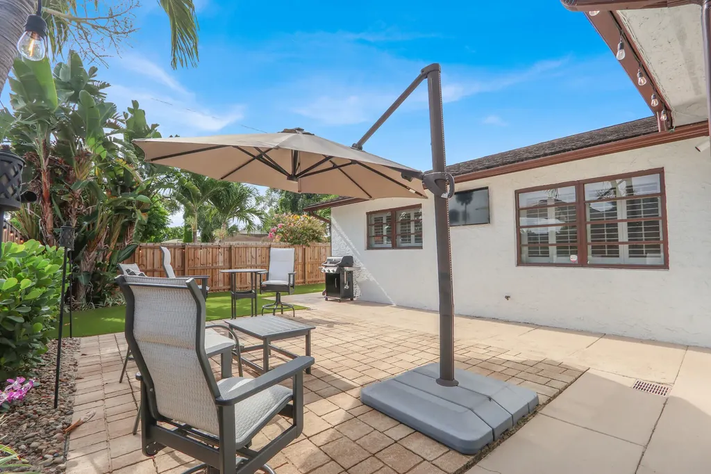 3739 Lighthouse Drive Palm Beach Gardens FL 33410