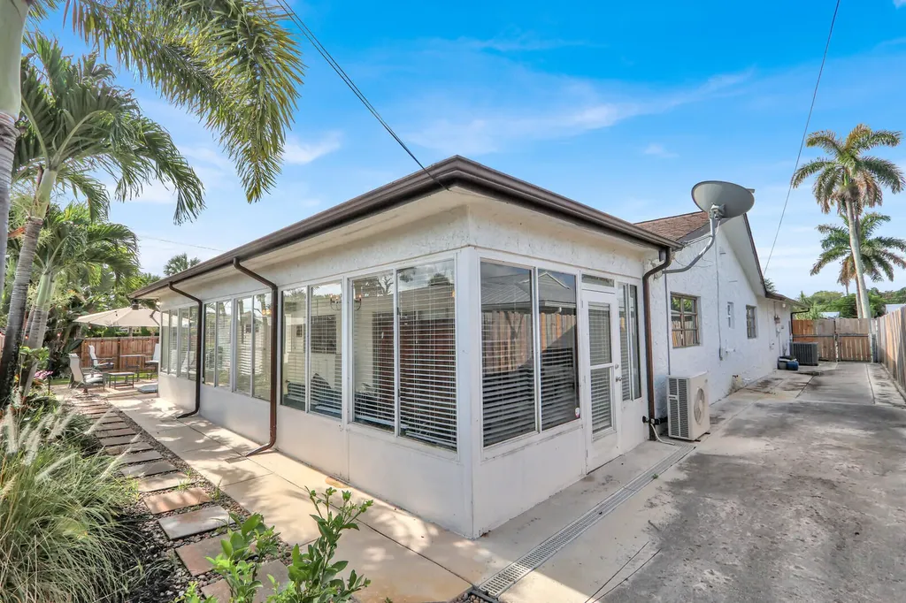 3739 Lighthouse Drive Palm Beach Gardens FL 33410