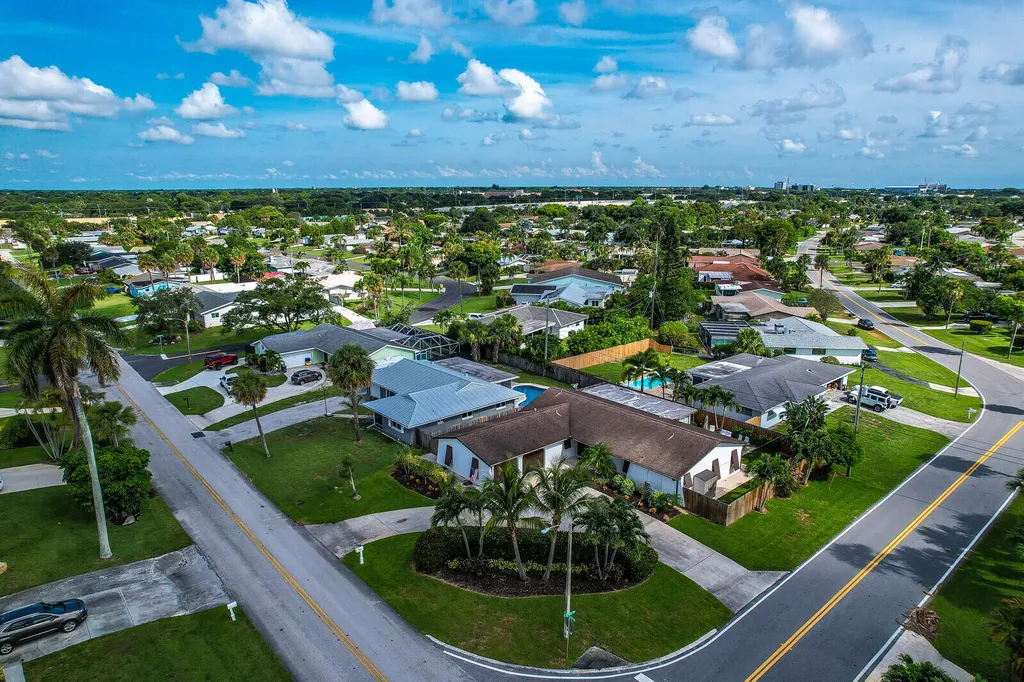3739 Lighthouse Drive Palm Beach Gardens FL 33410