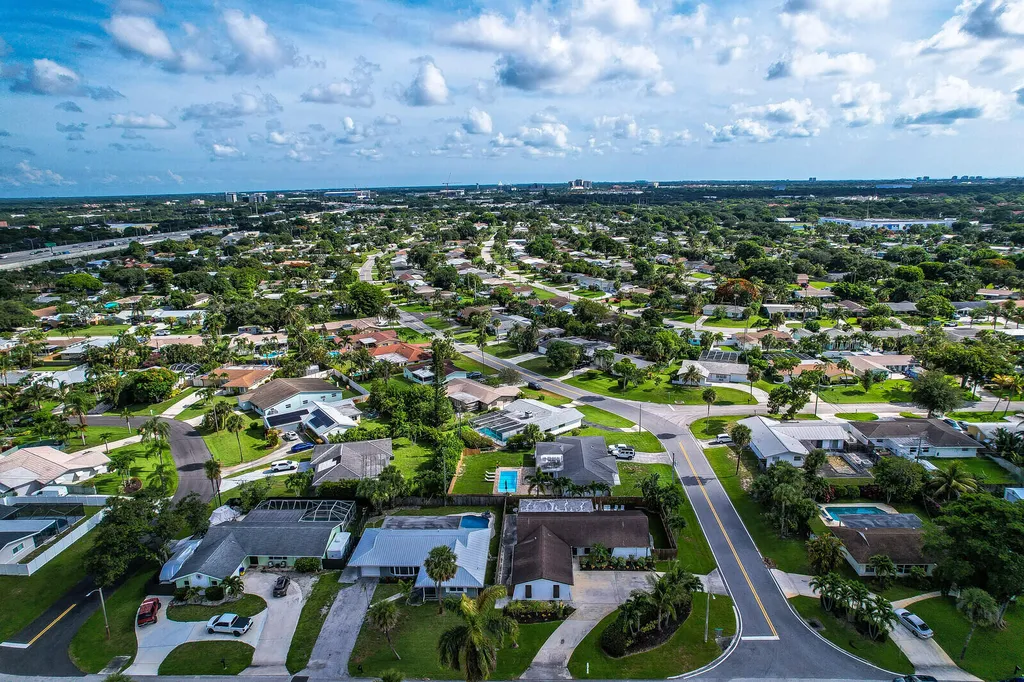 3739 Lighthouse Drive Palm Beach Gardens FL 33410