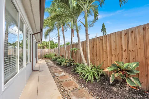 3739 Lighthouse Drive Palm Beach Gardens FL 33410
