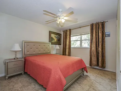 923 22nd Place Vero Beach FL 32960