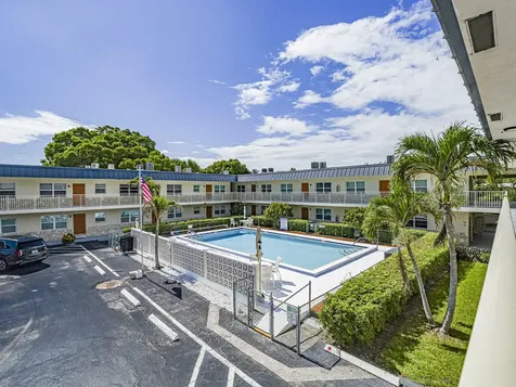 923 22nd Place Vero Beach FL 32960