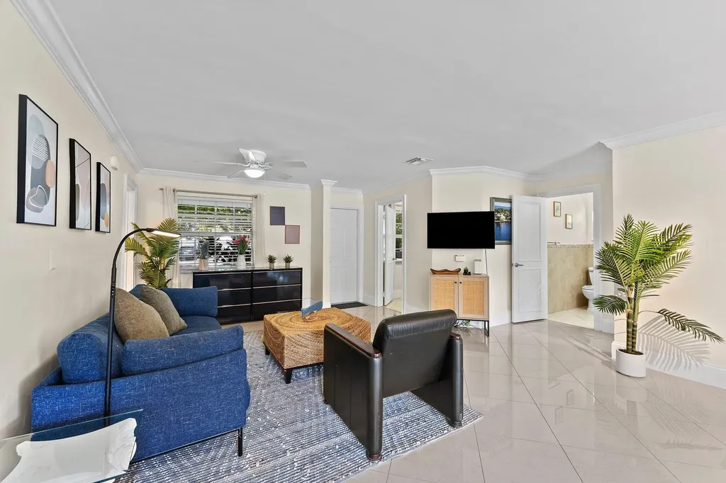 1638 NE 3rd Avenue Delray Beach FL 33444