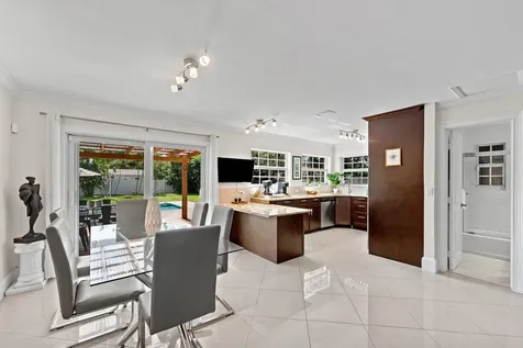 1638 NE 3rd Avenue Delray Beach FL 33444