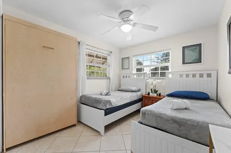 1638 NE 3rd Avenue Delray Beach FL 33444