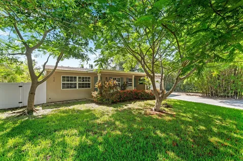 1638 NE 3rd Avenue Delray Beach FL 33444